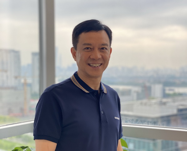 虹软首创东说念主兼CEO邓晖